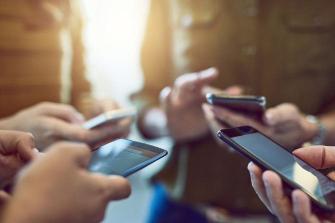 Screens Smartphones