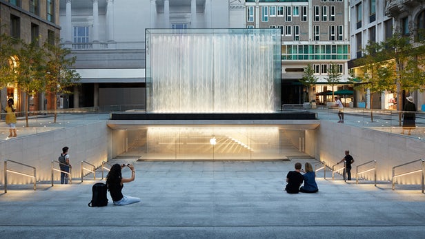 Apples Store in Italy